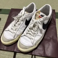 Item thumbnail for item d7d6a390-4bda-4fbe-8bd8-37e926913ed2