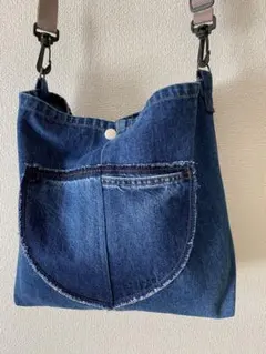 Item thumbnail for item b9a574eb-68f2-4c5f-8fa9-36c86f297126