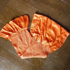 オレンジ色 幾何学模様 絞り帯揚げ　子ども用？
