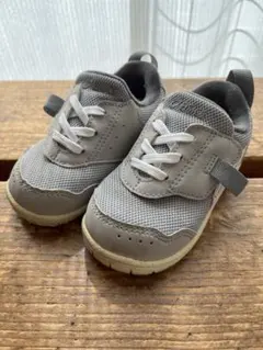 ASICS メッシュスニーカー グレー　13.5cm