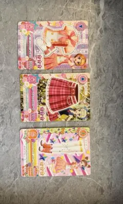 アイカツカードスクールドレス(スカートを除く)