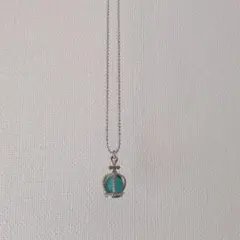 ターコイズ王冠デザインネックレス