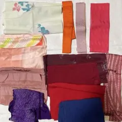 帯揚げ8枚、飾り襟３枚、伊達締め１枚、絽の半襟１枚