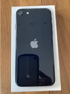 iPhone SE3 64GB ミッドナイト SIMフリー バッテリー95%