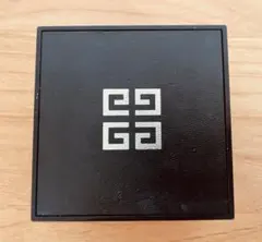 GIVENCHY プリズム・リーブル ルースパウダーのサムネイル
