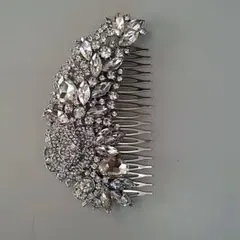 ♡上品な髪飾り♡ヘッドドレス ヘアアクセサリー シルバークリスタルヘアコーム