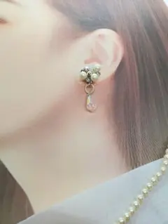 キラキラ輝くイヤリング/ピアス