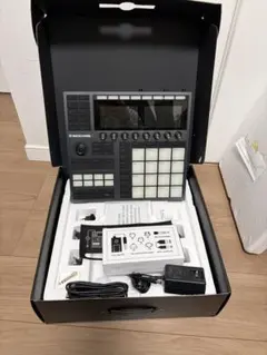 Item thumbnail for item 00c17c23-99ef-4d94-952d-2e9e20f7153a