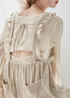 バック開きチュールTee