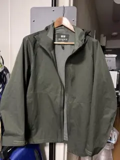 ⭐️中古品・価格相談可⭐️UNIQLO ブロックテックパーカ グリーン Lサイズ