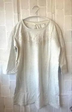 Nanea ナネア　レディースカットソー　刺繍　グレー