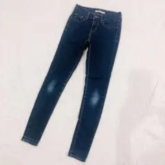 美品　リーバイス　スキニー　きれいめ