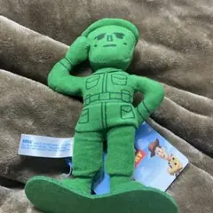 『トイ・ストーリー』公開30周年記念ぬいぐるみ　グリーンアーミーメン