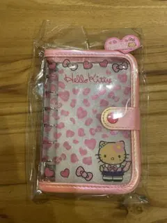 日焼けキティシール帳