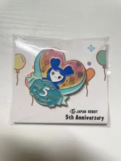 TWICE ピンバッジ　ツウィ