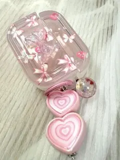 Air pods Pro 3 専用ケース　リボンモチーフ　ピンク　チャームつきのサムネイル