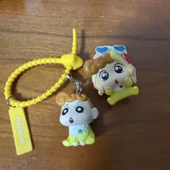クレヨンしんちゃん　カラフルマルチチャーム ひまわり 2点