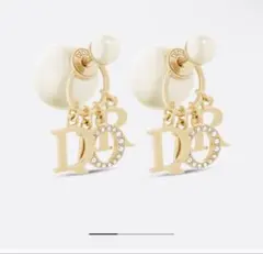 DIOR TRIBALES ピアス レジンパール ロゴチャーム