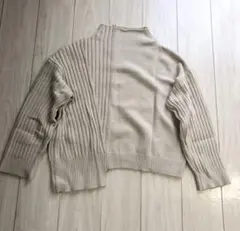 アーバンリサーチ　ドアーズ　ベージュ ニットセーター フリーサイズ