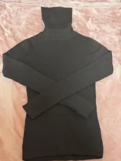UNIQLOウール100% ブラック タートルネック セーター S