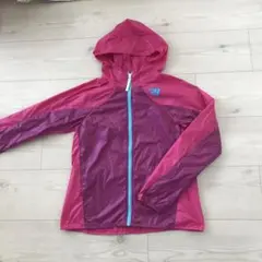 アディダスadidas 薄手ジャンパー　ジャージ　スポーツウェア