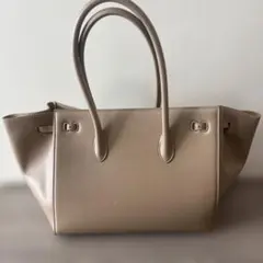 ベージュ トートバッグのサムネイル