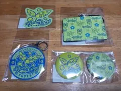 潔世一 モチーフ　缶バッジ＆パスケース＆ステッカー＆アクリルキーホルダー　５点
