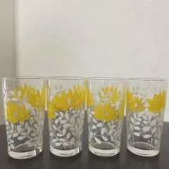 昭和レトロ　ガラスコップ 4個セット 黄色い花デザイン　レトロポップ　①
