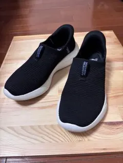 【美品】SKECHERS スケッチャーズ スリップインズ 23.cm 黒