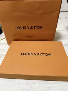 LOUIS VUITTON ショッパー袋とギフトボックス
