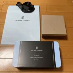 Item thumbnail for item 2d06f2d1-174b-4f82-a1ad-8adf10a29e5f