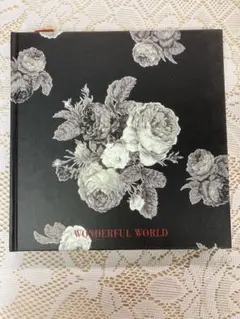 希少　未使用　WONDERFUL WORLD 2004年ダイアリー　黒　薔薇模様のサムネイル