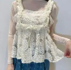 【snidel】ボリュームキャミトップス　アイボリー