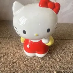 ハローキティ 陶器製 貯金箱 レトロ　激レア