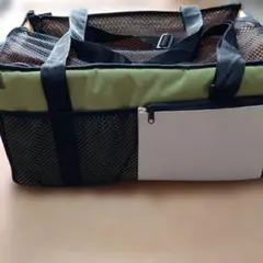 美品 ペットキャリーバッグ★ ペットドライブボックスのサムネイル