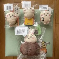ちいかわ　うさぎだらけくじ　Ｄ賞 　カヌレ　Ｅ賞　バッジ　4点セット