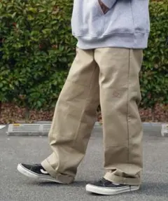Dickiesチノパン