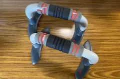 ナイキ　プッシュアップバー グレーと赤