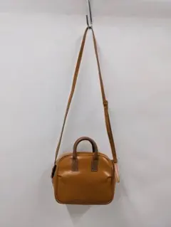 ピエニ/ミニボストンバッグ/半円レザーショルダーバッグ/本革/Kaariシリーズのサムネイル