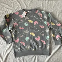 新品ですが、訳あり　サンリオキャラクターズ　裏起毛トレーナー