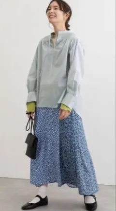 プードゥドゥ　まとめ売りシャツ、スカート