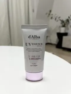 d'Alba ダルバ トーンアップサンクリーム(パープル)