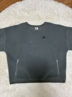 Nike グレー フリース トレーナー