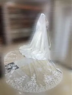 4m ロングベール 花柄刺繍　コーム付き（ウェディング・挙式用）