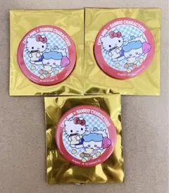 ちいかわ　サンリオ　スーパーマーケット　缶バッジ　ハチワレ　ハローキティ