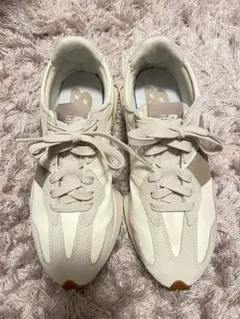 New Balance ニューバランス 327 スニーカー 24.5cm 美品