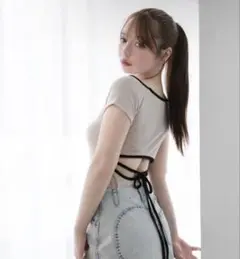 andmary Kate slit tops