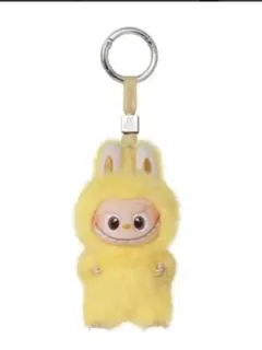 ラブブ　イニシャルキーホルダー　P　ぬいぐるみ　イエロー　ポップマート