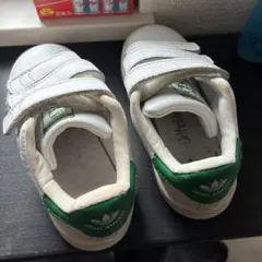 adidas Stan Smith ベルクロスニーカー