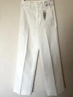 【新品・未使用・タグ付】【UNIQLO】ワイドトラウザージーンズSサイズ